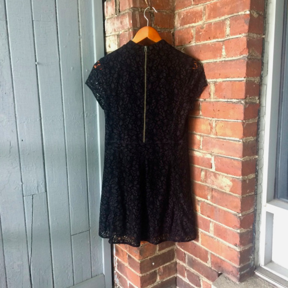 Aritzia Talula Belgavia Black Lace Dress - Picture 4 of 4